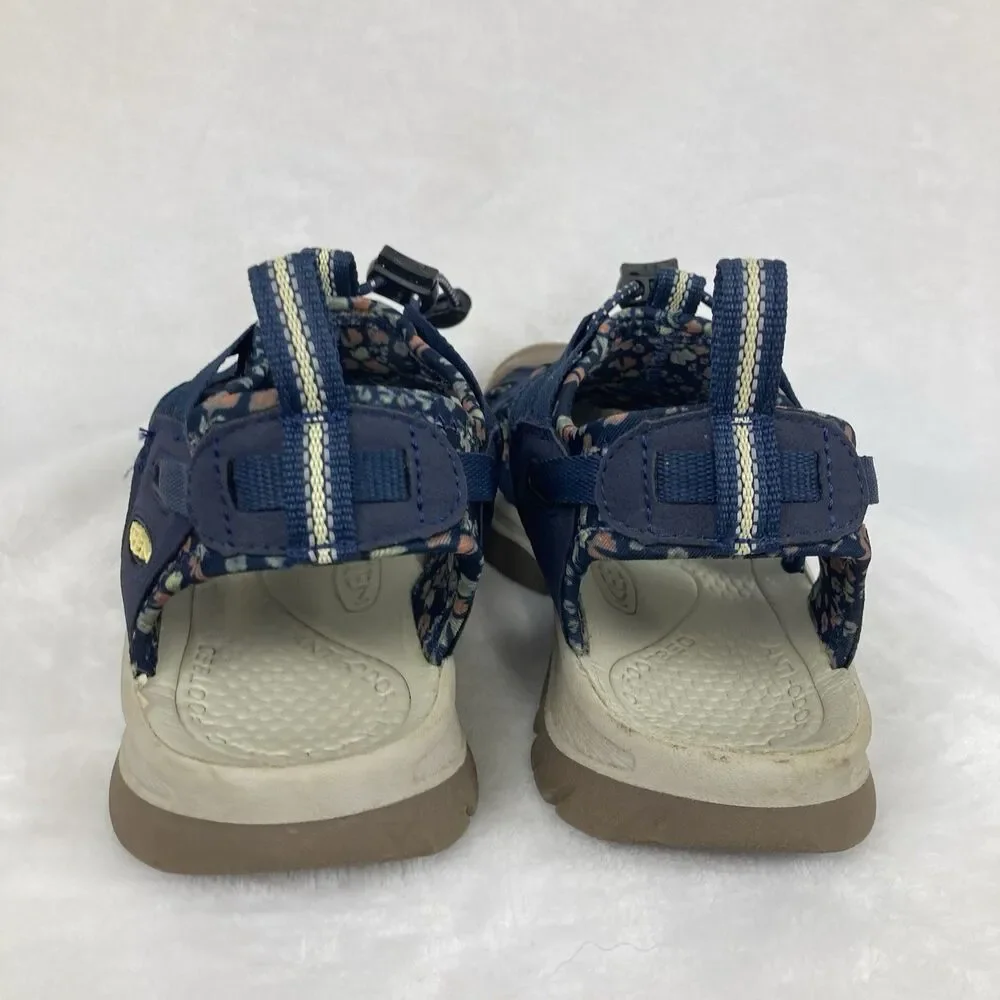 KEEN Sandals Women’s Size 8 Navy Blue Floral Outdoor Shoes Waterproof Hiking